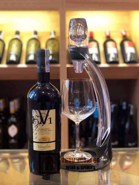 Rượu vang V1 Primitivo di Manduria thực tế