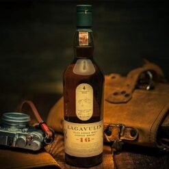 ượu Lagavulin 16 năm hàng xách tay