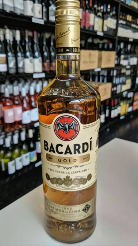 Rượu Bacardi Gold Thực Tế
