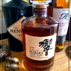 Rượu Hibiki 17 năm