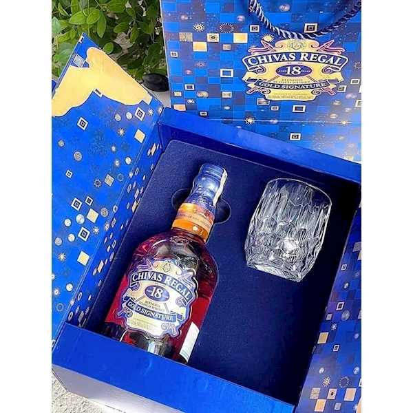 Giá Rượu Chivas 18 Hộp Xanh Khám Phá Đẳng Cấp Thượng Hạng Giá Rượu Chivas 18 Hộp Xanh Khám Phá Đẳng Cấp Thượng Hạng