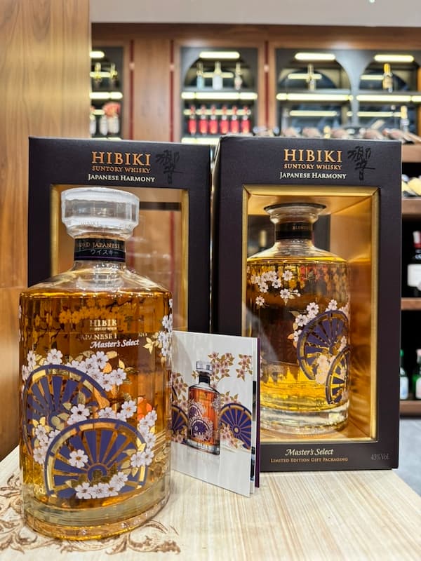 Rượu Hibiki Master Select Limited