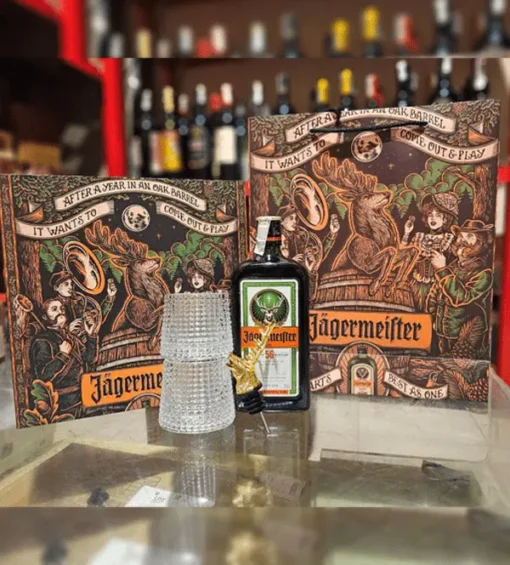 HỘP QUÀ JAGERMEISTER 700ML + 2 Ly Whisky + 1 đầu rót rượu