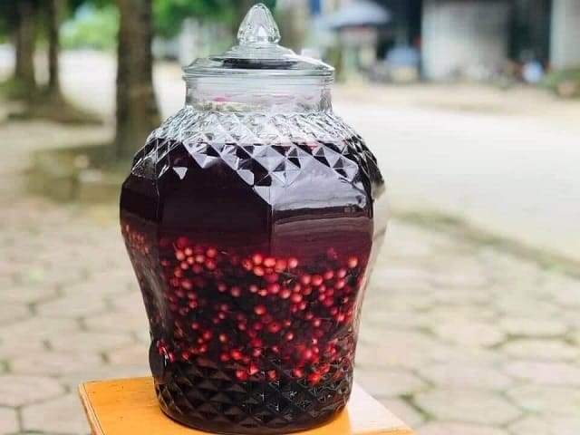 Hướng dẫn cách ngâm nho với rượu trắng không bị mốc đơn giản tại nhà cách ngâm nho với rượu trắng