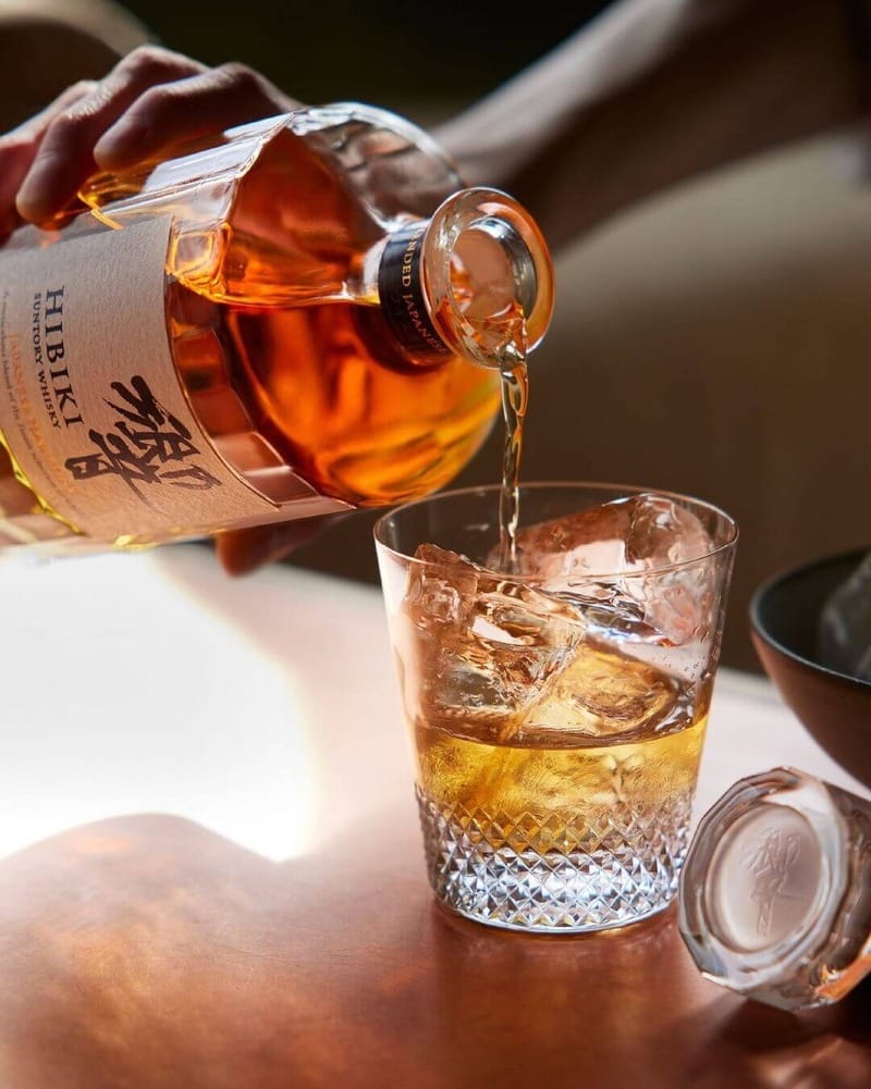 Rượu Hibiki có hợp với cocktail không? Tất cả những điều bạn cần biết Rượu Hibiki Có Hợp Với Cocktail Không