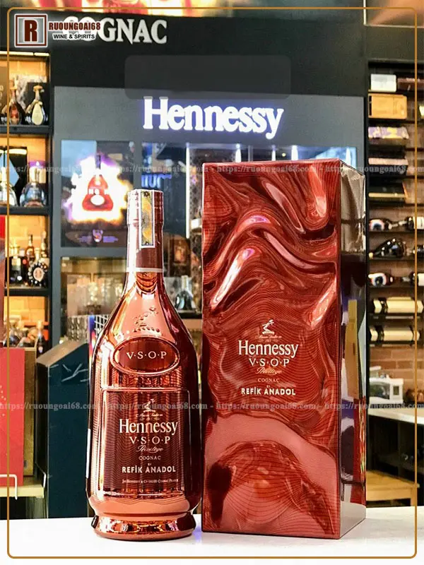 Hennessy VSOP Limited Refik Anadol Hennessy VSOP Limited Refik Anadol