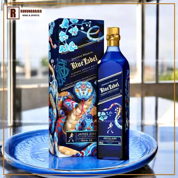 Johnnie Walker Blue năm Rắn – Year of Snake 2025 Johnnie Walker Blue năm Rắn – Year of Snake 2025