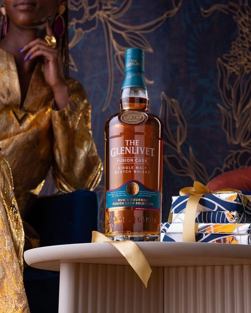 Phân biệt rượu Glenlivet thật và giả: Hướng dẫn chi tiết giúp người tiêu dùng tránh mua nhầm phân biệt rượu Glenlivet thật và giả