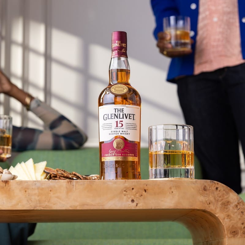 Báo giá và hướng dẫn cách dùng rượu Glenlivet 15 Rượu Glenlivet 15