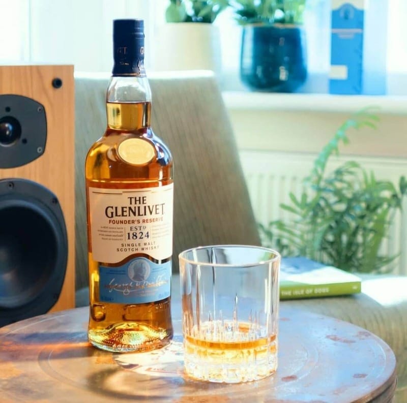 Thưởng thức rượu Glenlivet đúng cách để cảm nhận trọn vẹn hương vị tinh tế thưởng thức Rượu Glenlivet