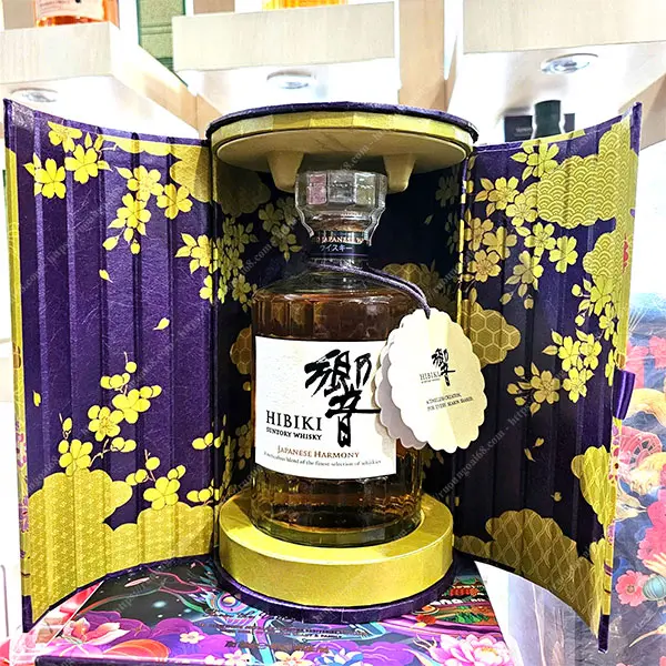 Hibiki Harmony Hộp quà Tết 2026