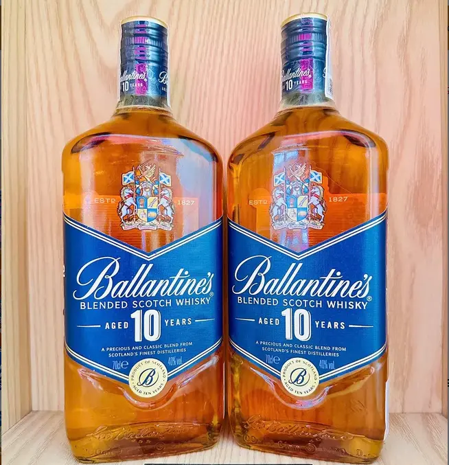 Hình ảnh thực tế Ballantine’s 10 Năm Whisky hạng trung