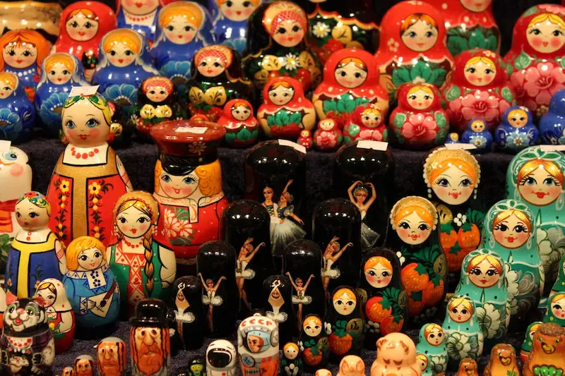 Búp bê Matryoshka là gì? Ý nghĩa của biểu tượng búp bê Nga Búp bê Matryoshka là gì?