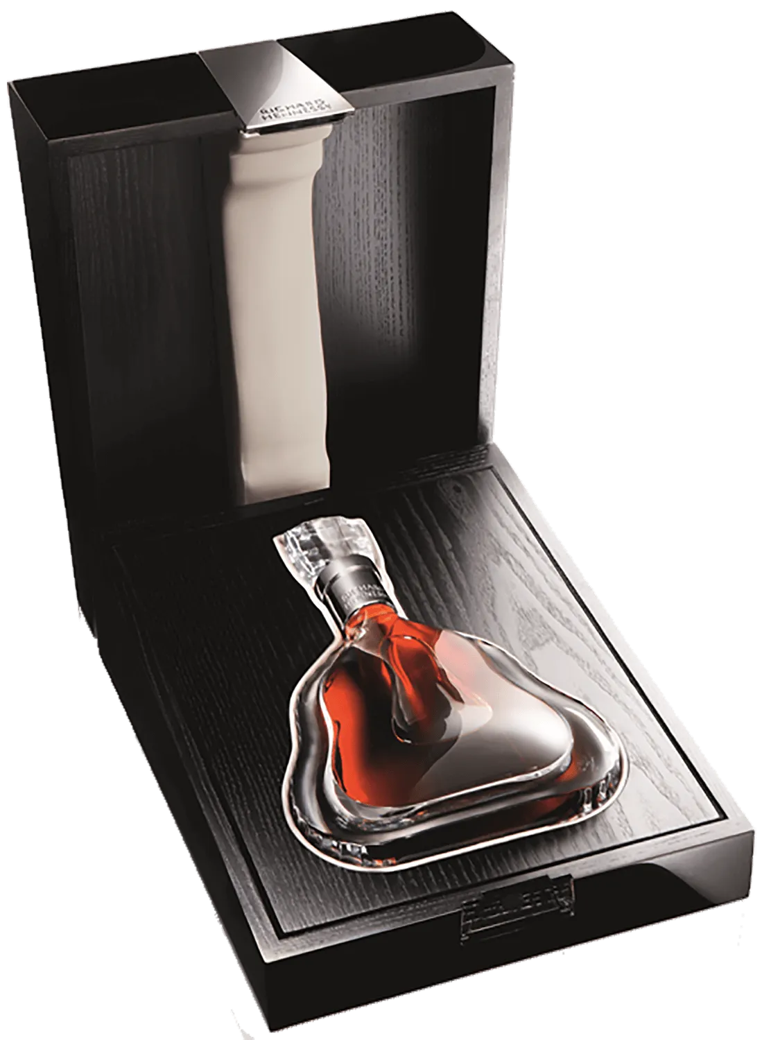 Nên Mua Rượu Gì Biếu Tết Sếp? Gợi Ý Theo Tính Cách Cognac Hennessy hộp quà đen sang trọng – gợi ý rượu biếu Tết sếp truyền thống