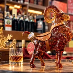 Rượu linh vật dê Whisky Dorlan 2027 toàn cảnh