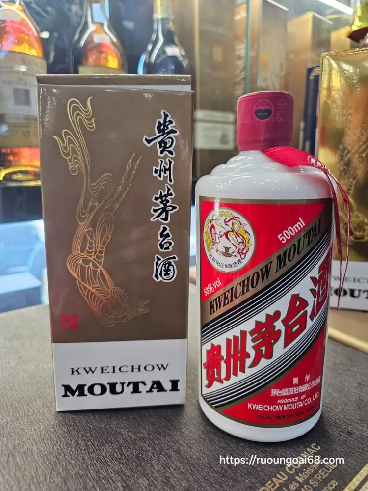 Rượu Mao Đài Phi Thiên (Kweichow Moutai) 53 Độ 500ml Ảnh thật chai Mao Đài Phi Thiên 500ml chính hãng tại Rượu Ngoại 68 – chai và hộp quà