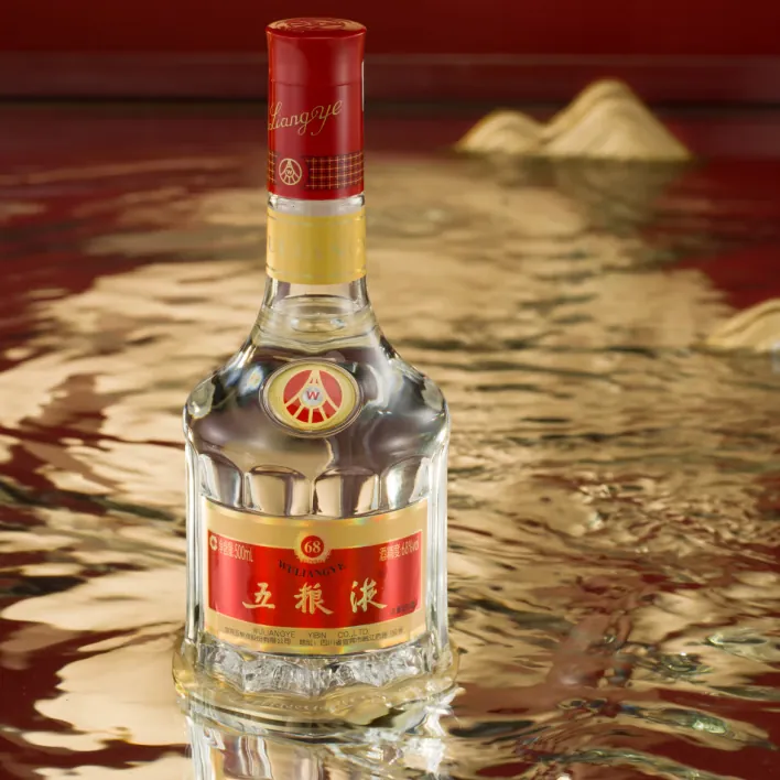 Chai rượu Ngũ Lương Dịch 52 độ Tứ Xuyên
